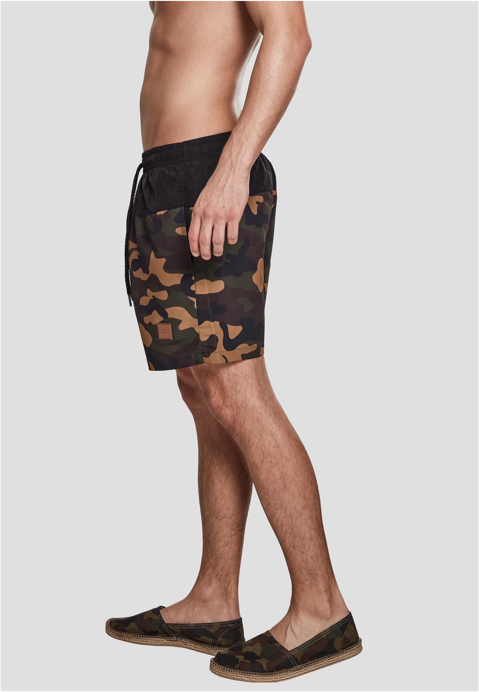 Plus Size Block Swim Shorts in Farbe blk/woodcamo