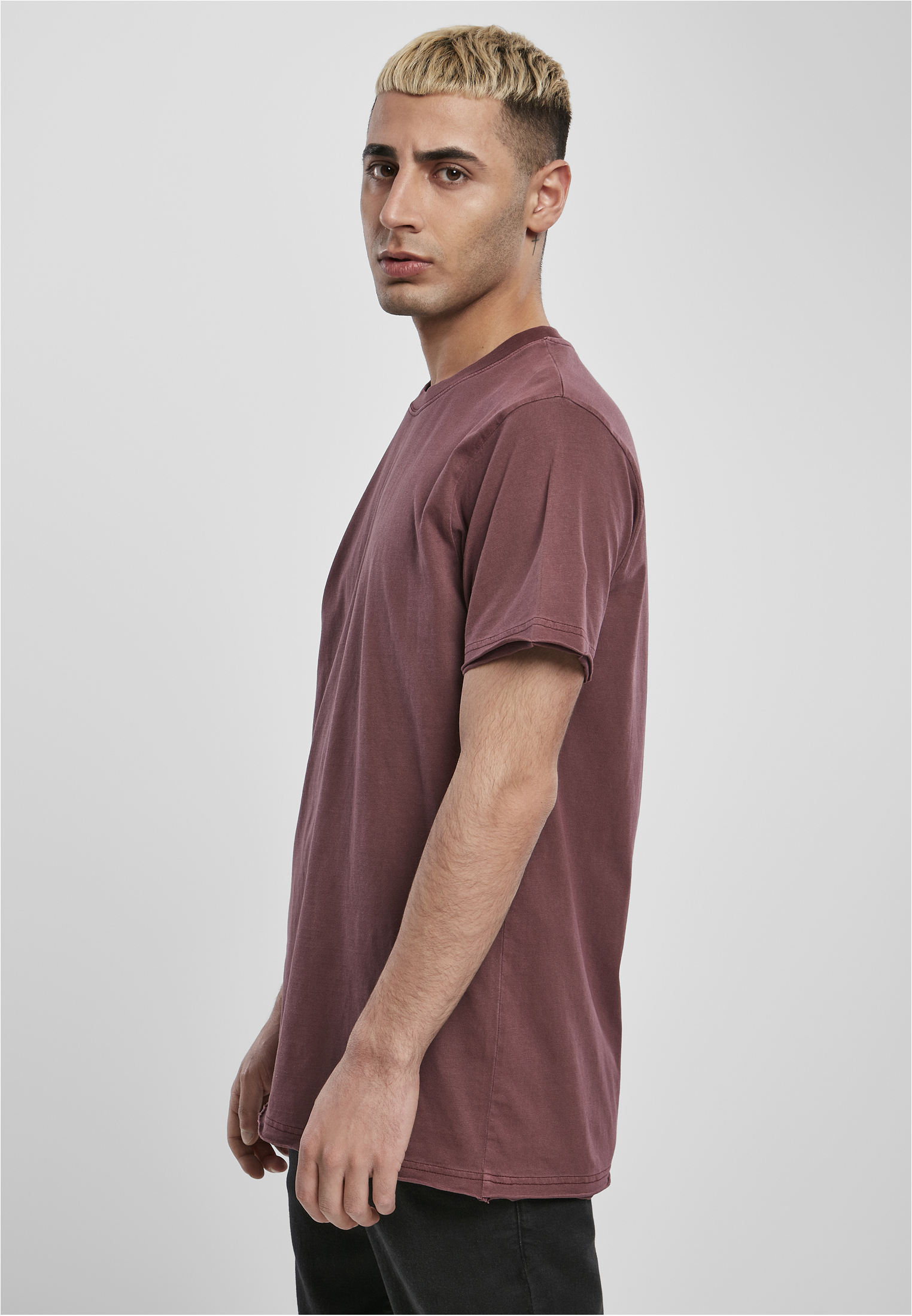 T-Shirts Open Edge Pigment Dyed Basic Tee in Farbe cherry