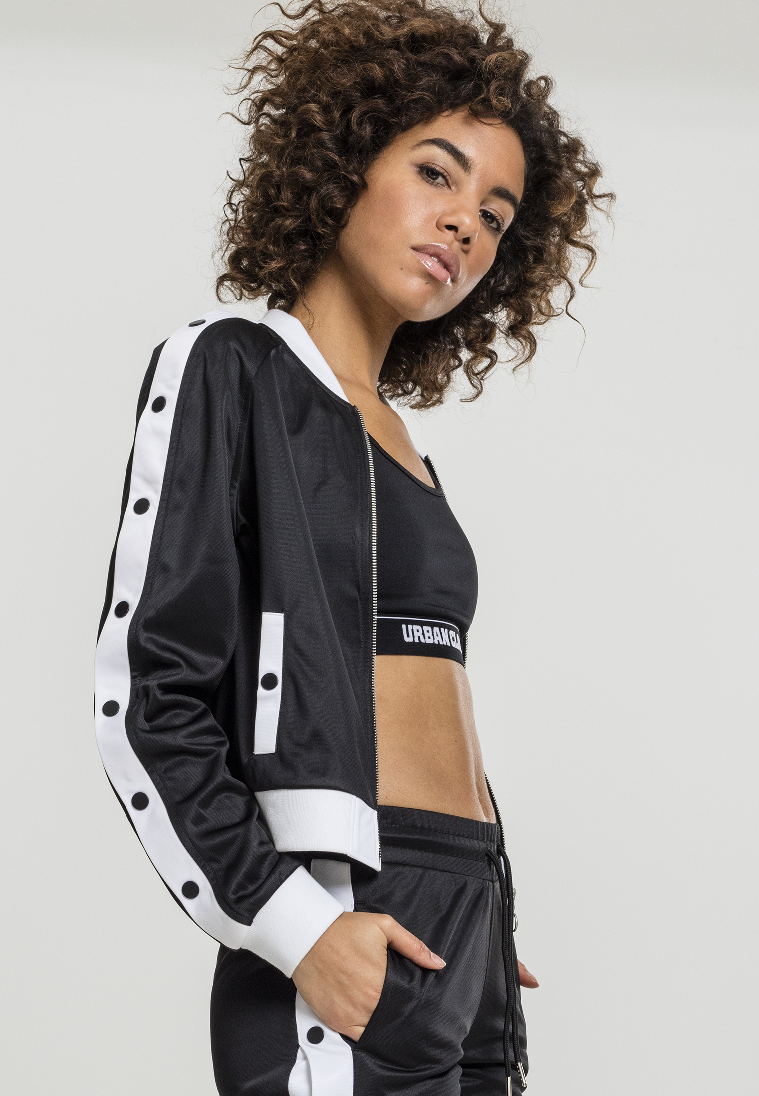 Light Jackets Ladies Button Up Track Jacket in Farbe blk/wht/blk