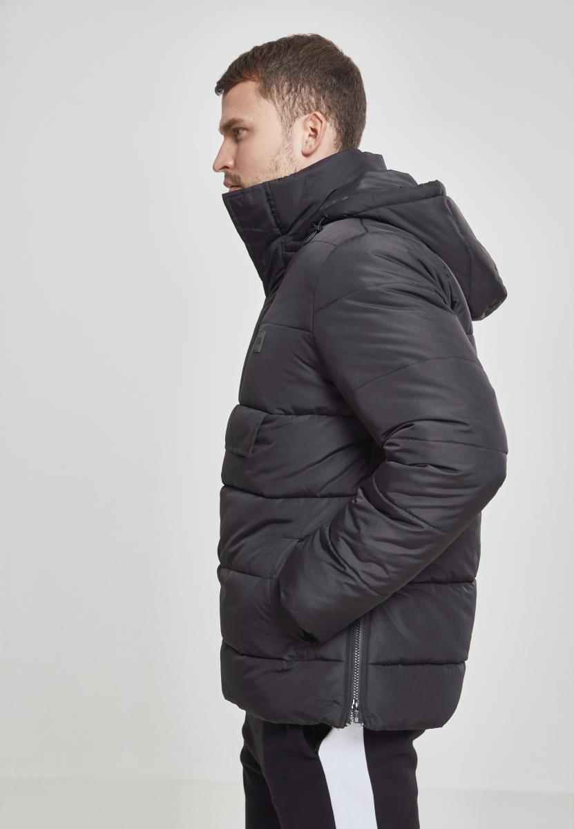 Winter Jacken Pull Over Puffer Jacket in Farbe black