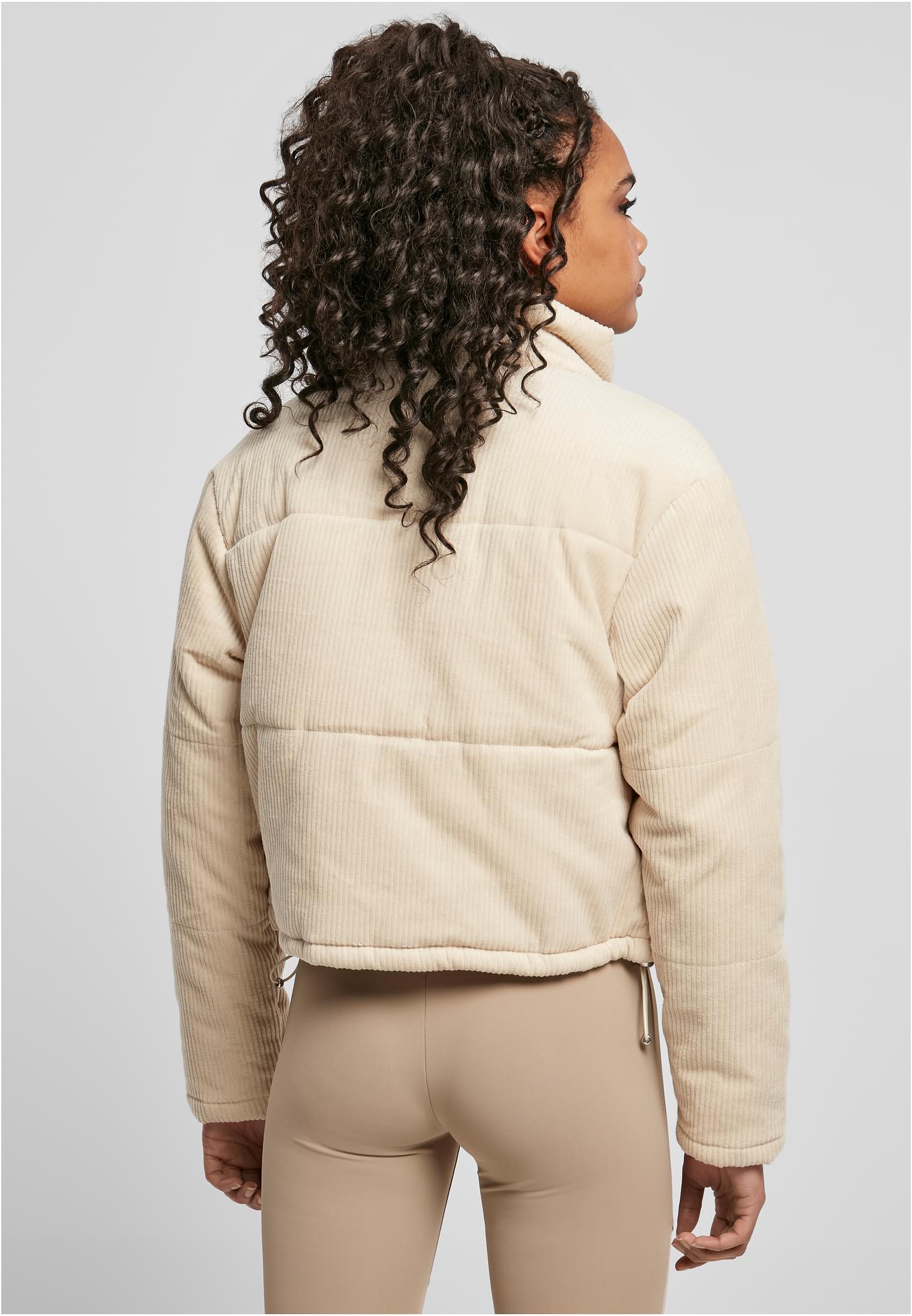 Curvy Ladies Corduroy Puffer Jacket in Farbe whitesand