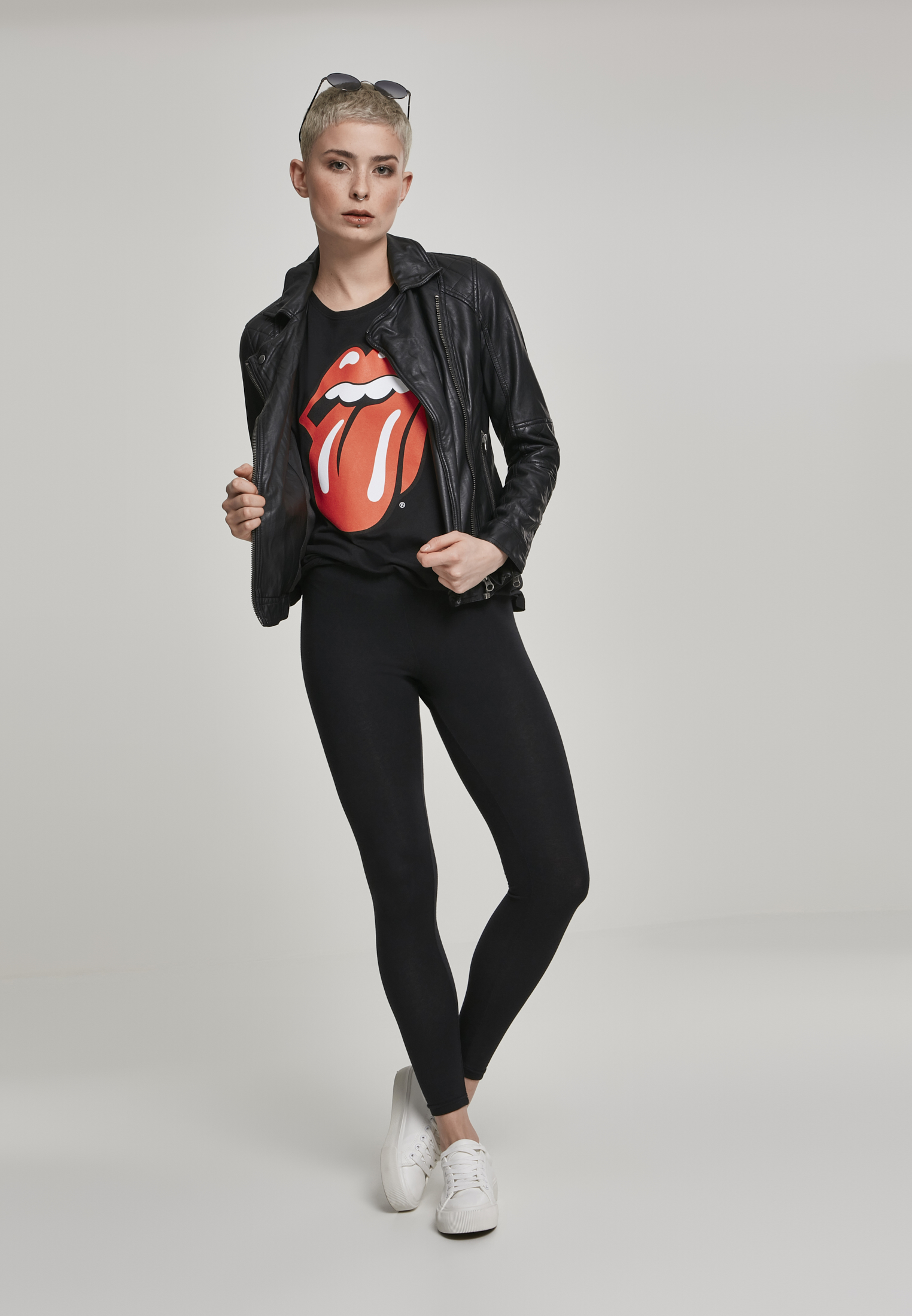 T-Shirts Ladies Rolling Stones Tongue Tee in Farbe black