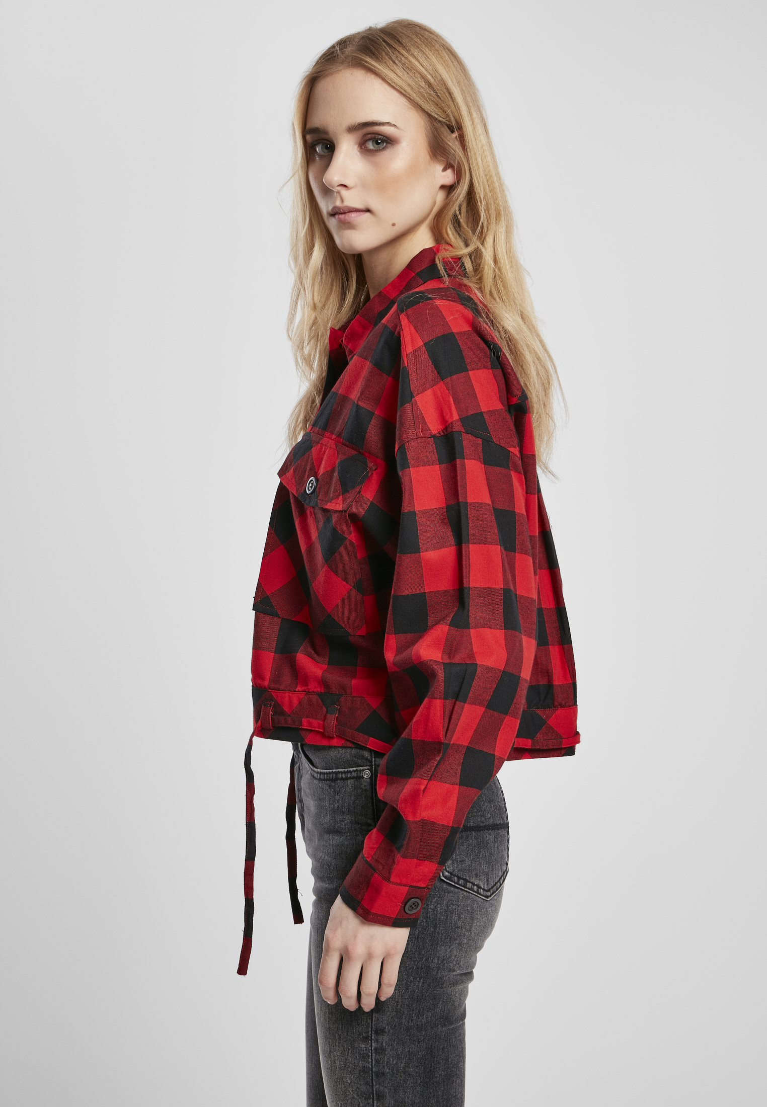 Curvy Ladies Short Oversized Check Shirt in Farbe black/red