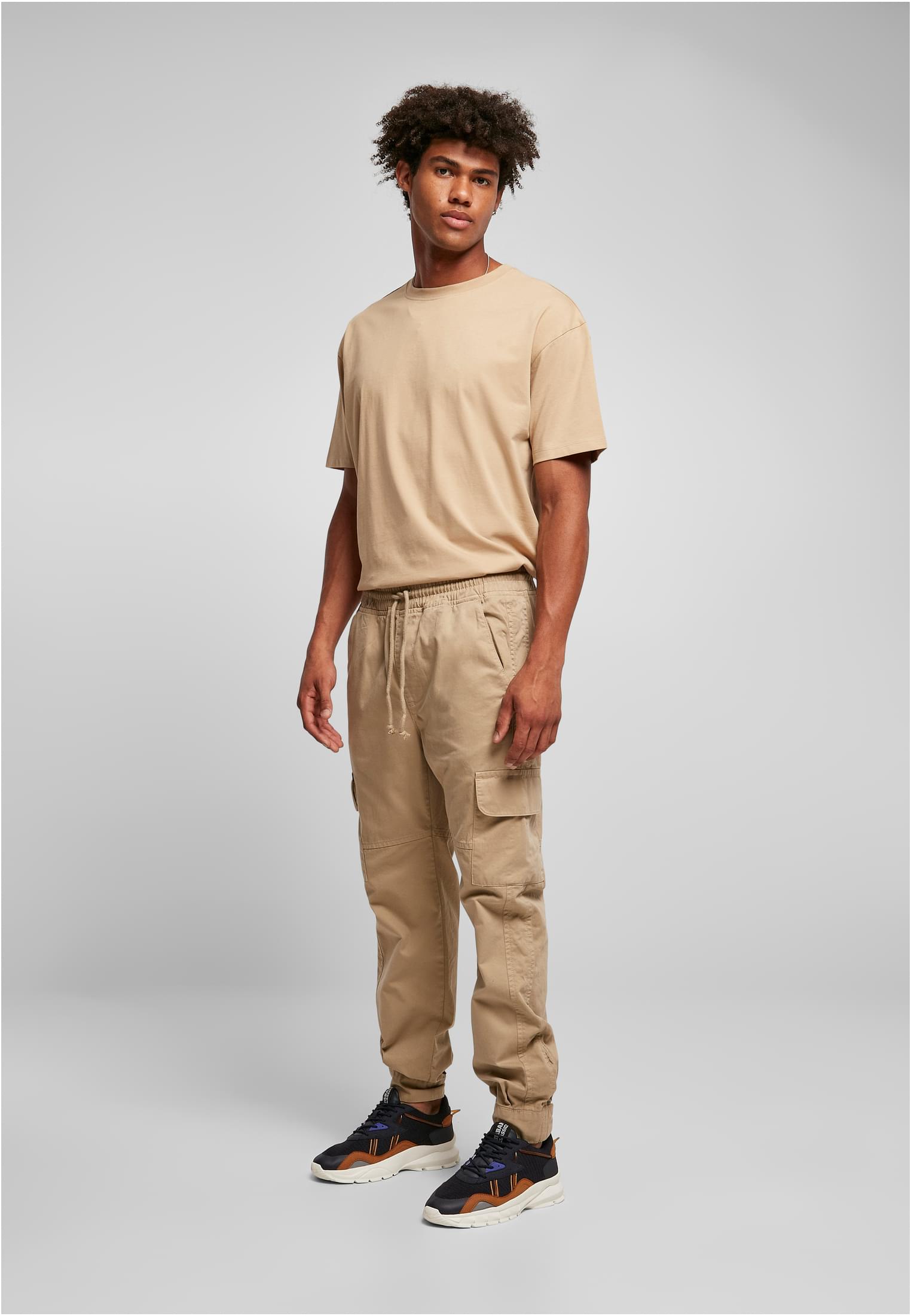 Sweatpants Military Jogg Pants in Farbe unionbeige