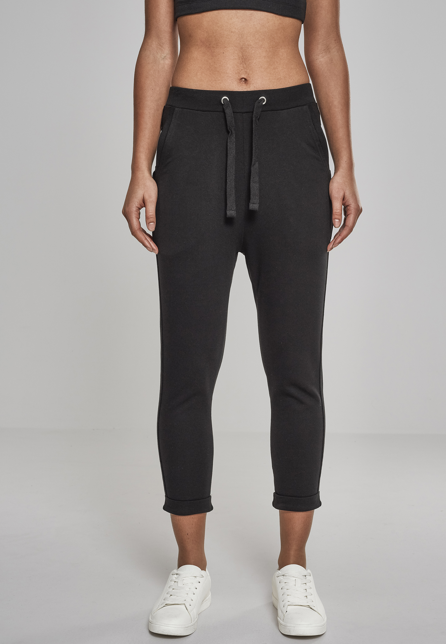 Curvy Ladies Open Edge Terry Turn Up Pants in Farbe black