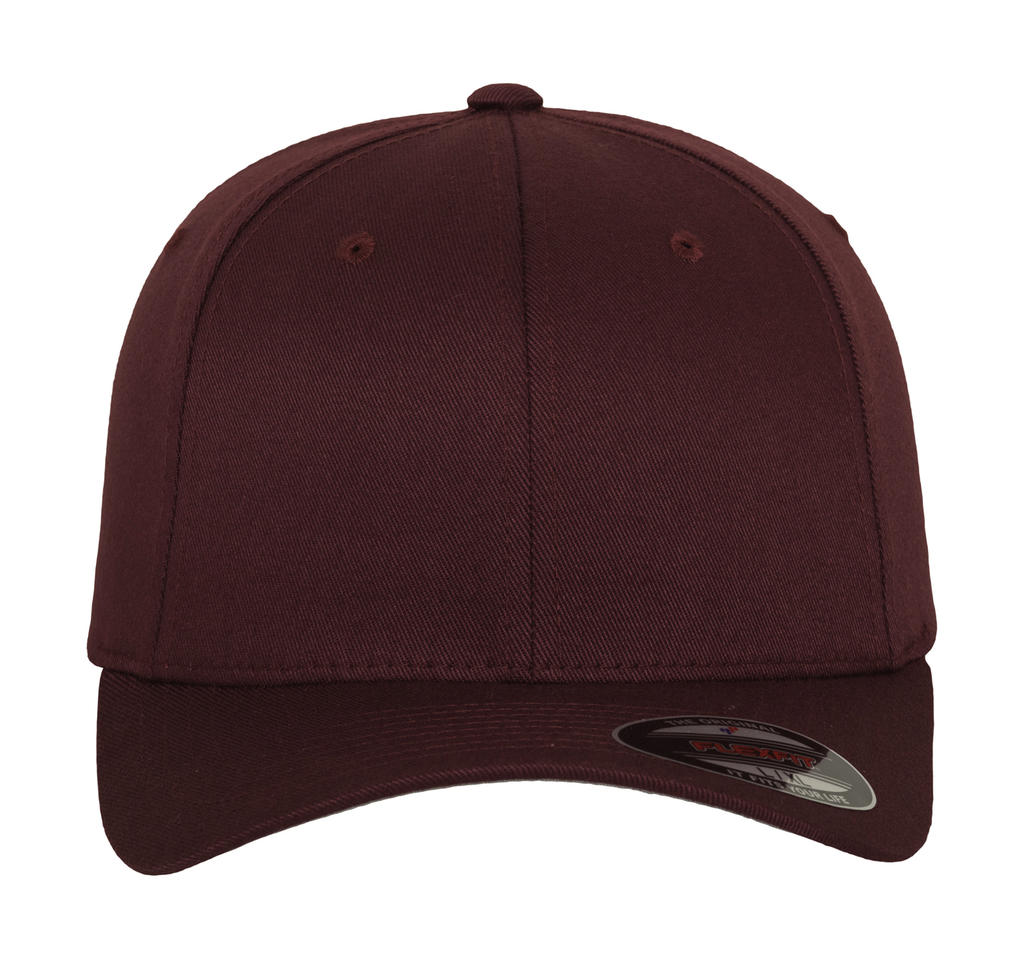  Fitted Baseball Cap in Farbe Maroon