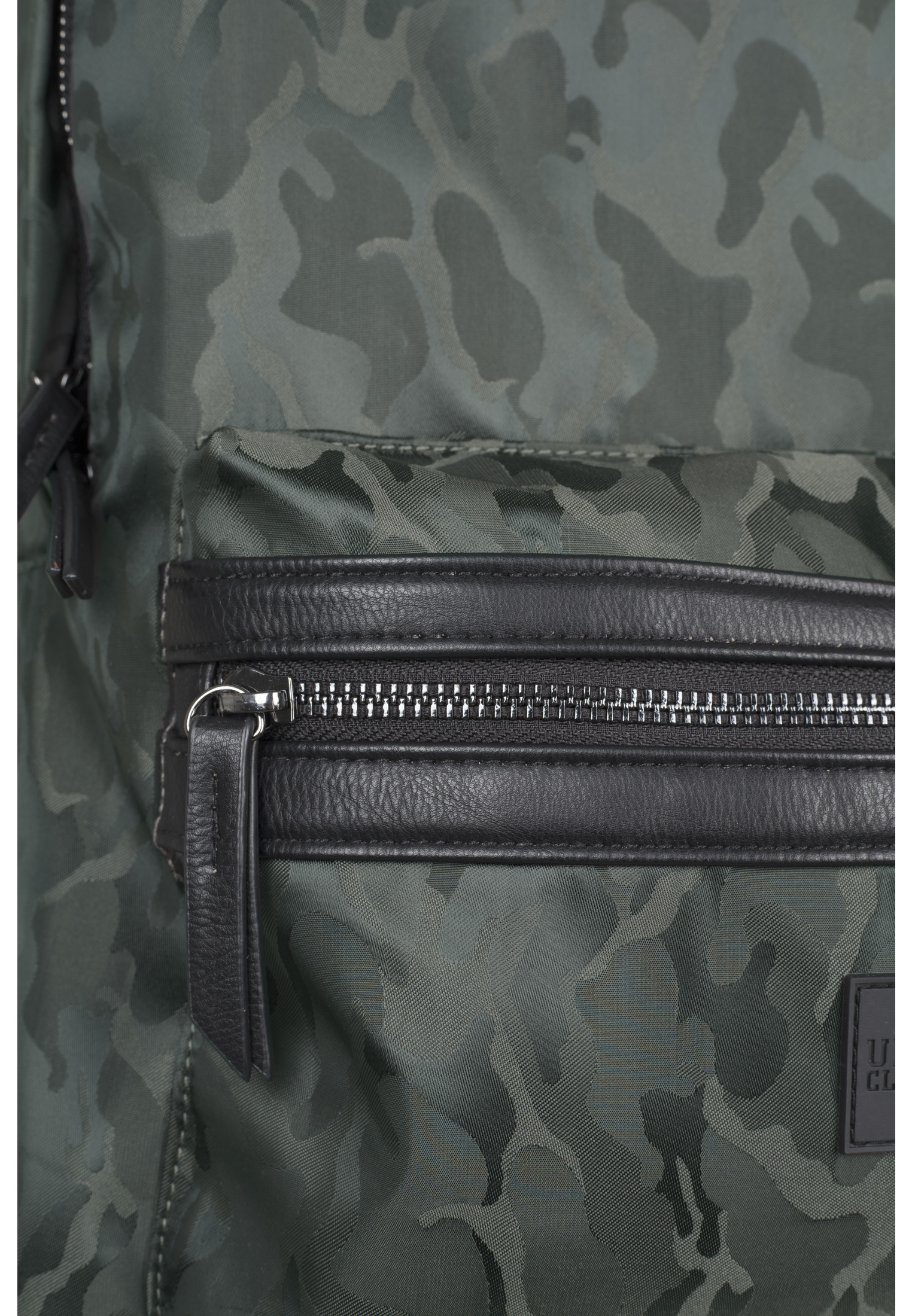 Taschen Camo Jacquard Backpack in Farbe dark olive camo