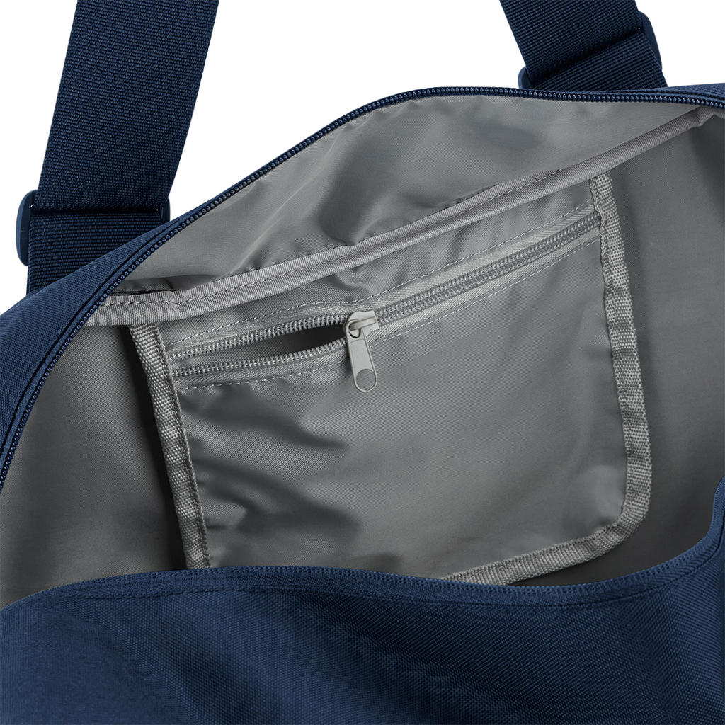  Recycled Essentials Holdall in Farbe Black