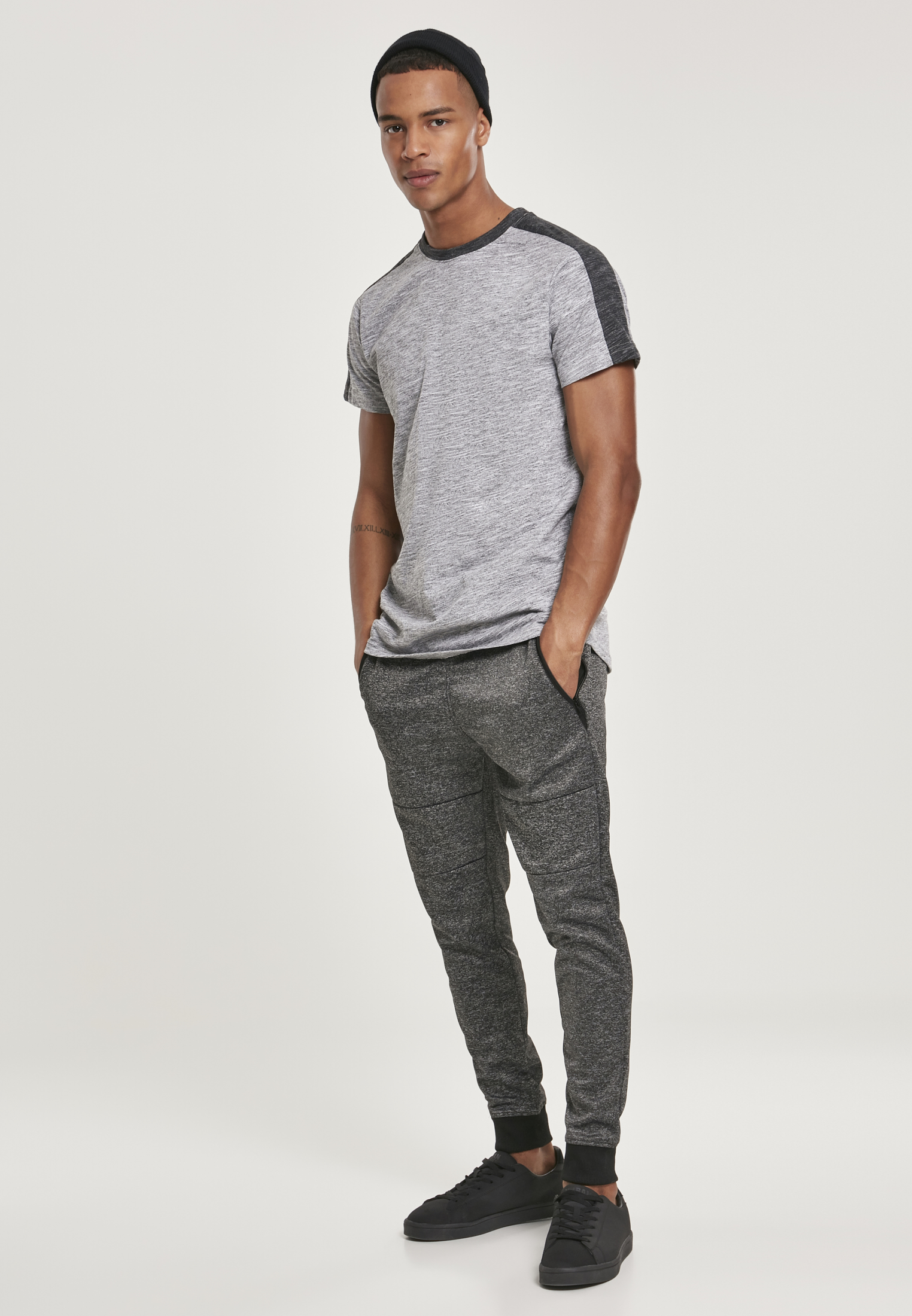 Southpole Shoulder Panel Tech Tee in Farbe marled grey