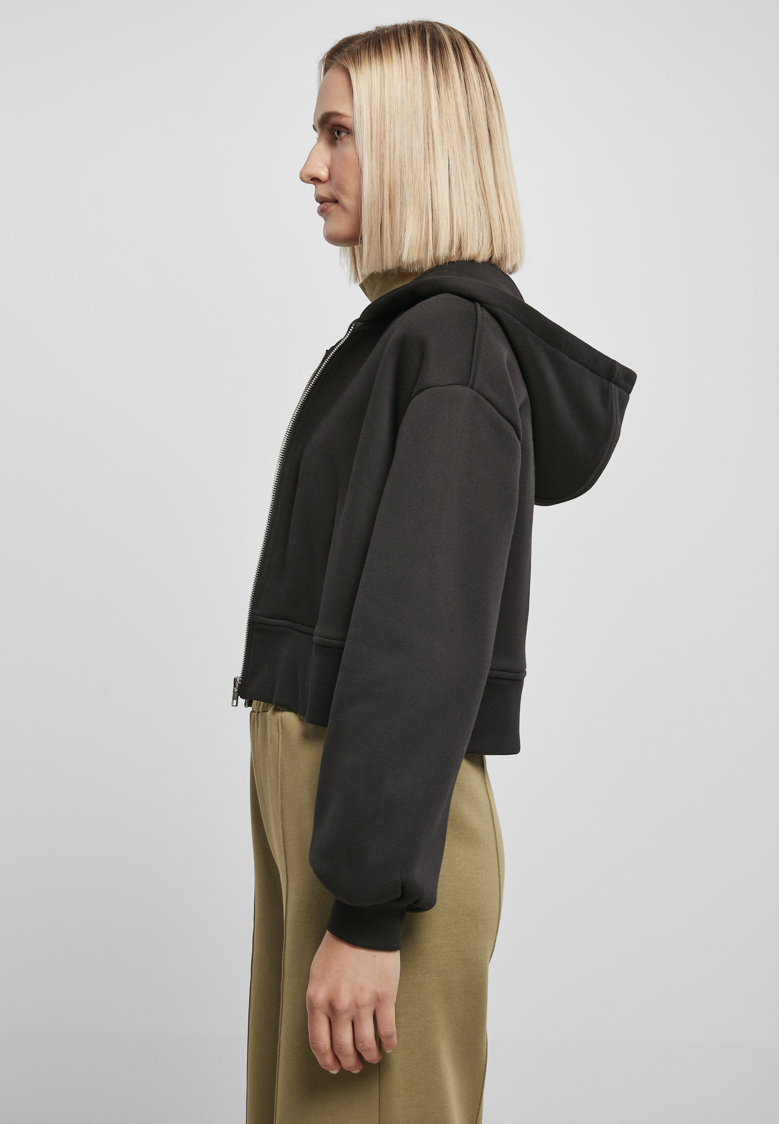 Light Jackets Ladies Short Oversized Zip Jacket in Farbe black