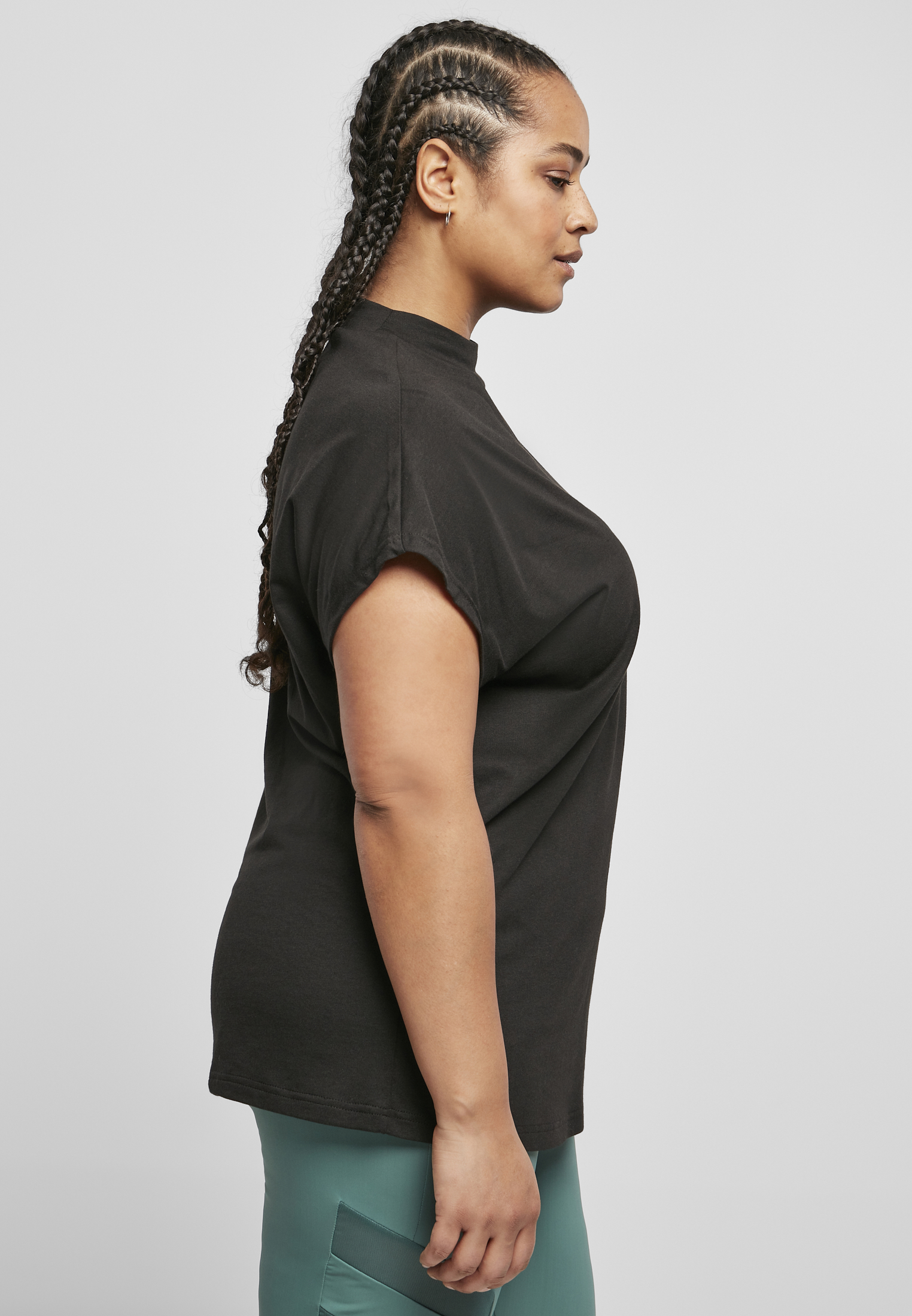 T-Shirts Ladies Oversized Cut On Sleeve Viscose Tee in Farbe black