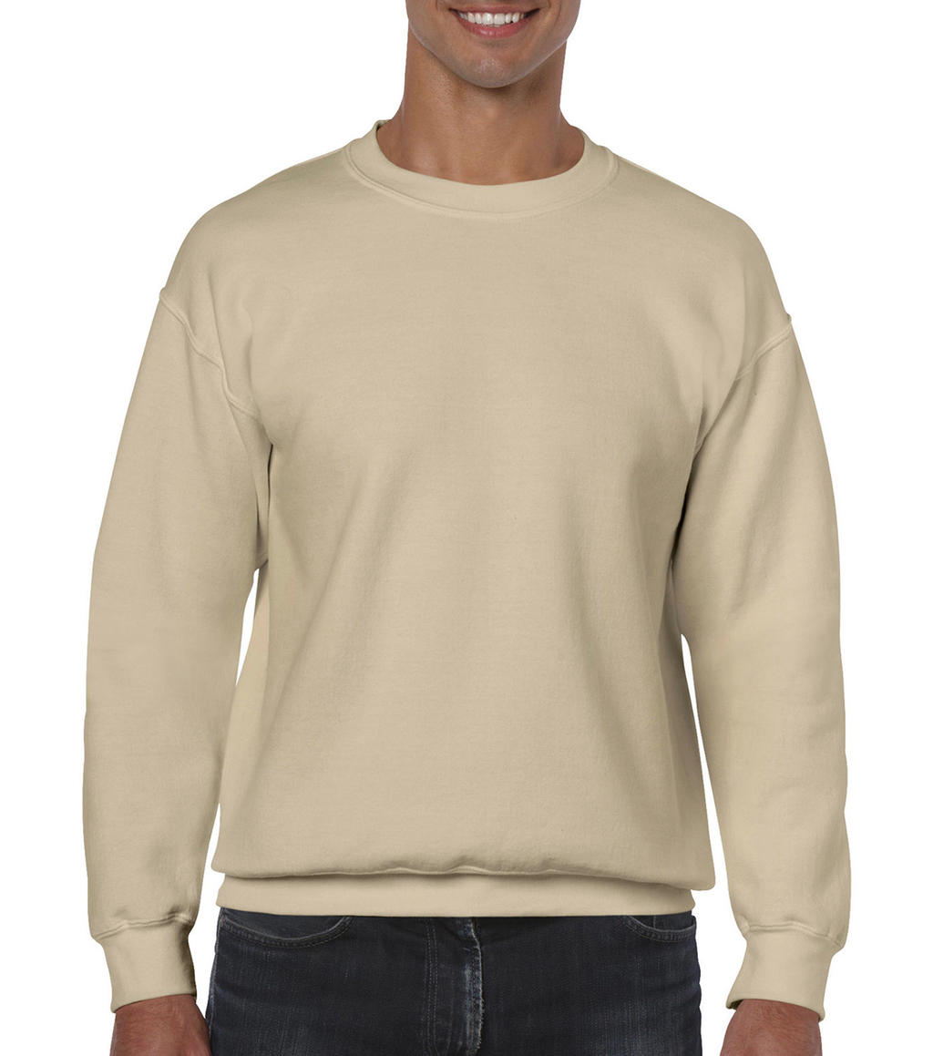  Heavy Blend Adult Crewneck Sweat in Farbe Sand