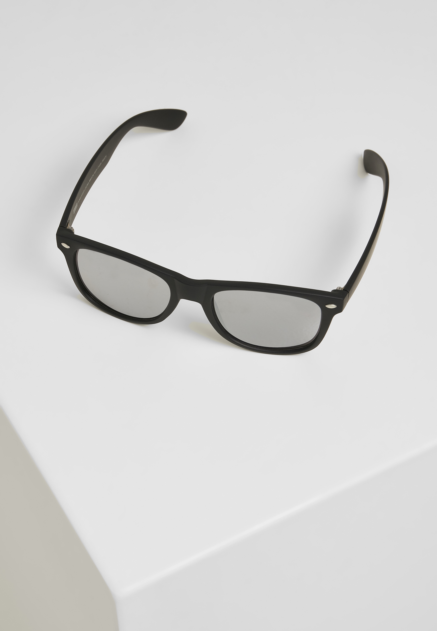 Sonnenbrillen Sunglasses Likoma Mirror With Chain in Farbe black/silver