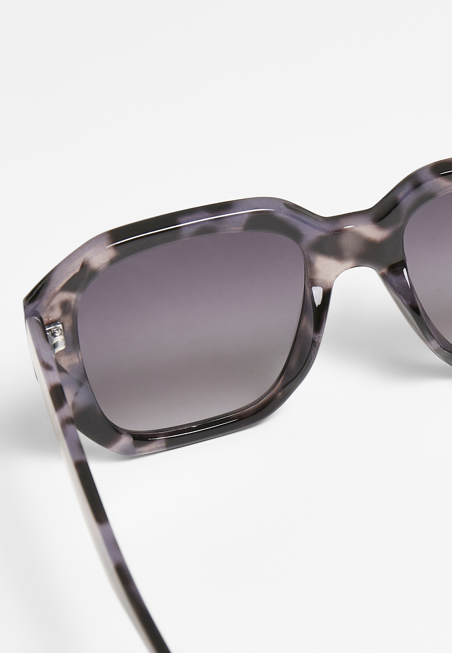 Sonnenbrillen 113 Sunglasses UC in Farbe grey leo/black
