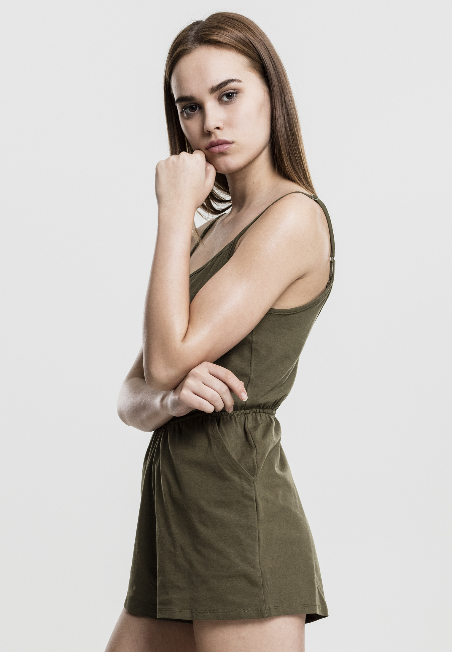 Jumpsuits & Anz?ge Ladies Short Spaghetti Jumpsuit in Farbe olive