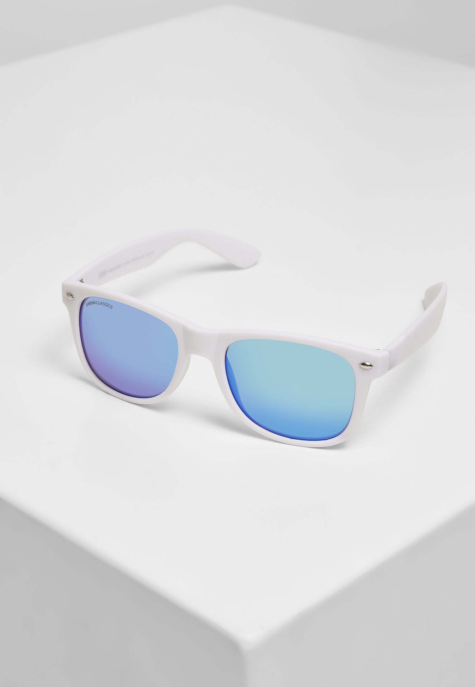 Sonnenbrillen Sunglasses Likoma Mirror UC in Farbe wht/blu