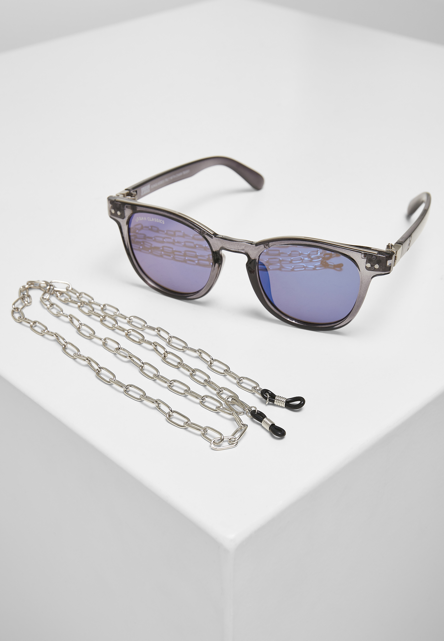 Sonnenbrillen Sunglasses Italy with chain in Farbe grey/silver/silver
