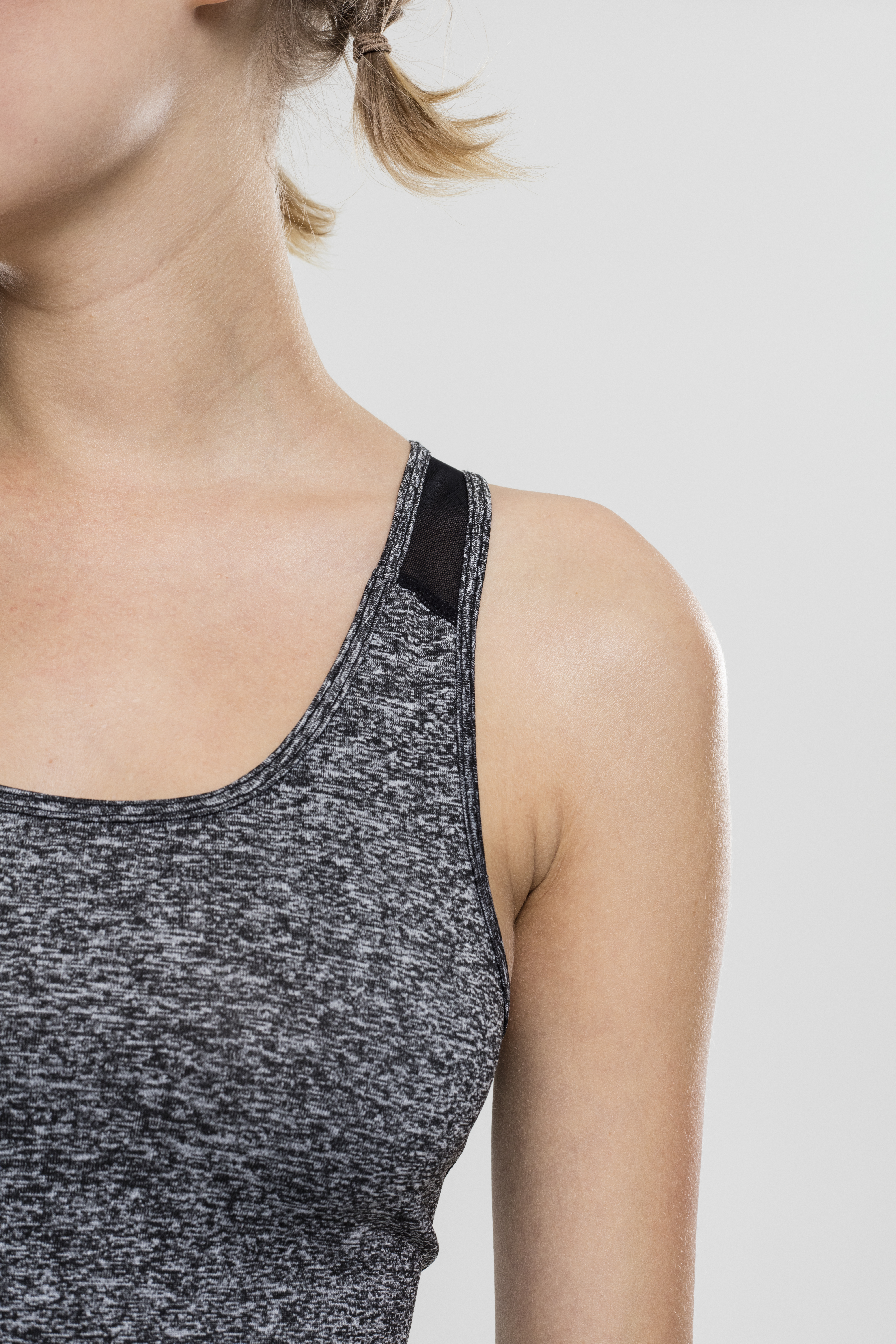 Athleisure Ladies Active Melange Trainings Top in Farbe charcoal/white/black