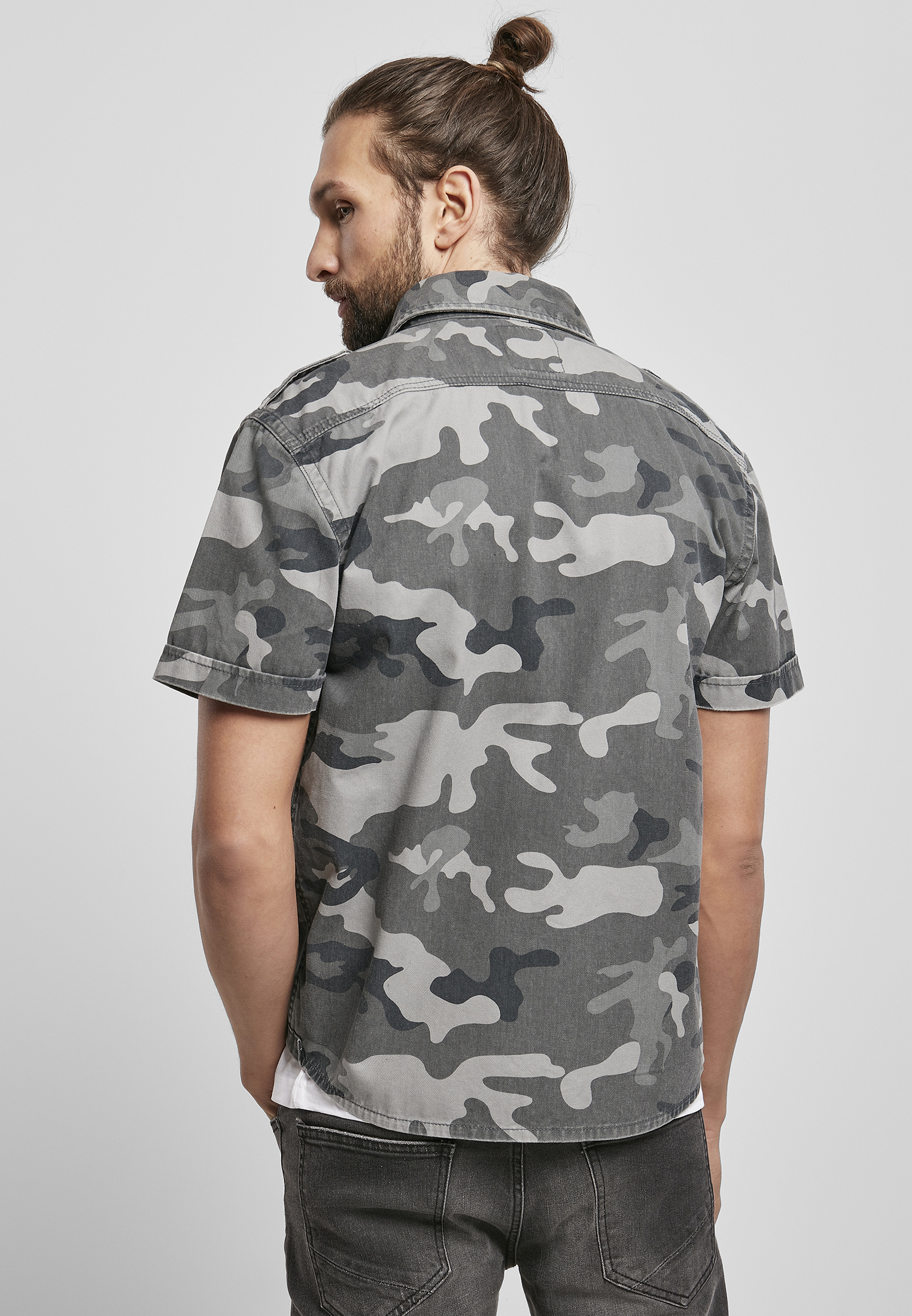 Hemden Vintage Shirt shortsleeve in Farbe grey camo