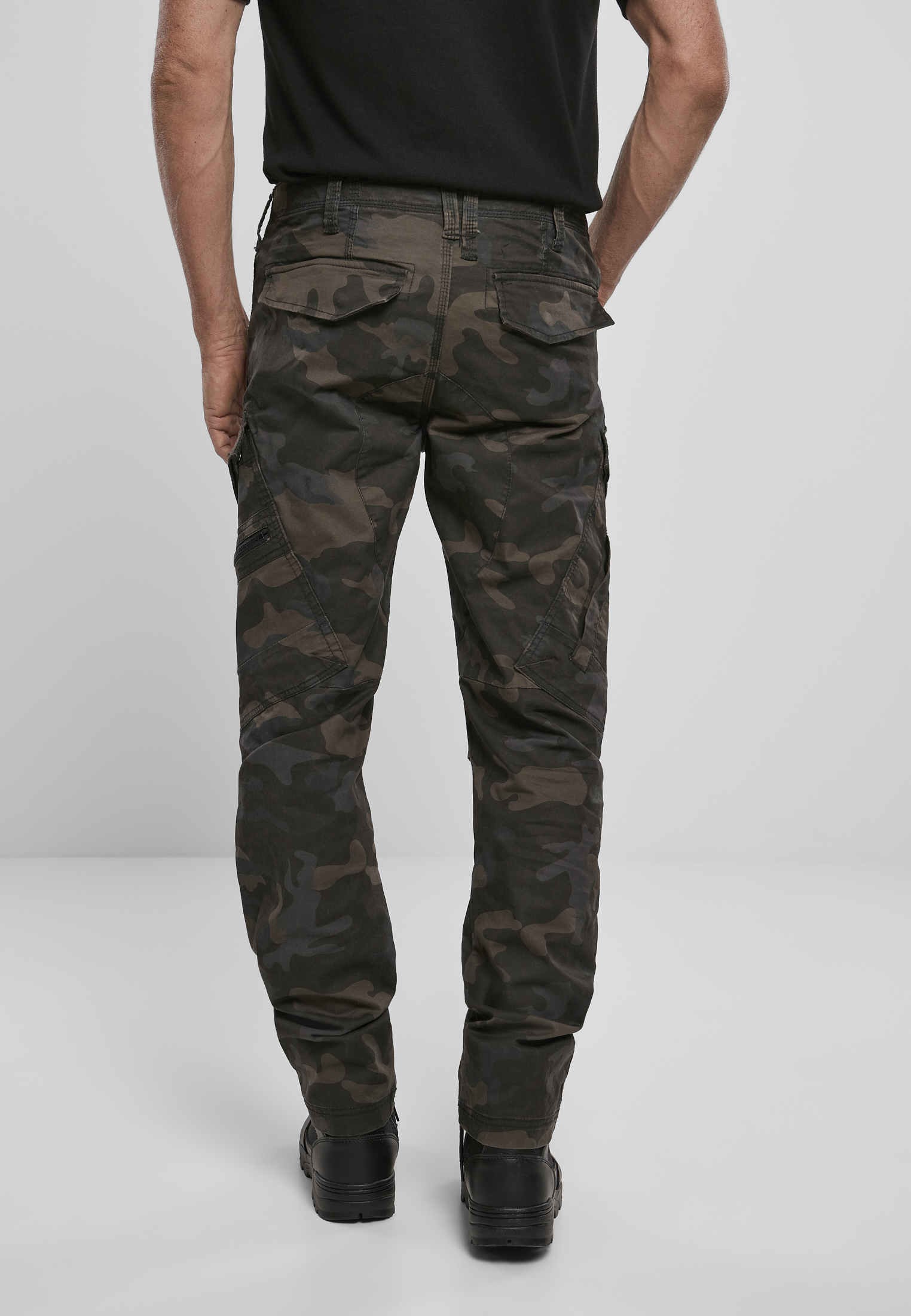 Hosen Adven Slim Fit Cargo Pants in Farbe darkcamo
