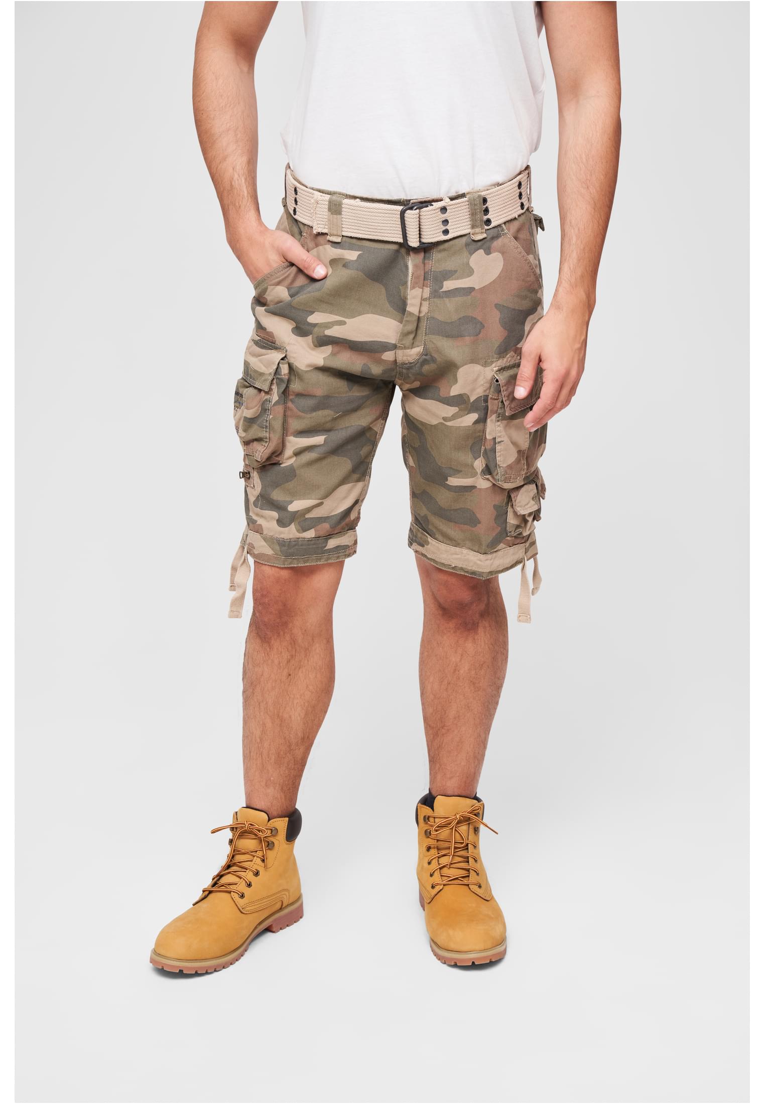 Shorts Savage Vintage Cargo Shorts in Farbe light woodland