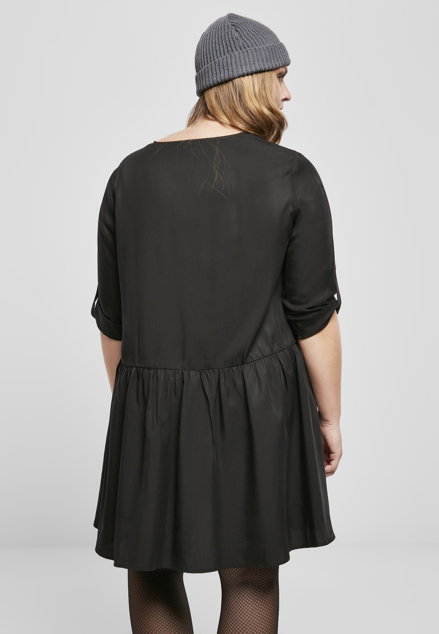 Curvy Ladies Babydoll Shirt Dress in Farbe black